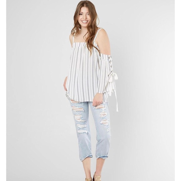 Buckle | GIMMICKS | Striped Cold Shoulder Top - Picture 2 of 9